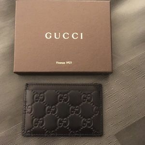 Gucci Signature card case